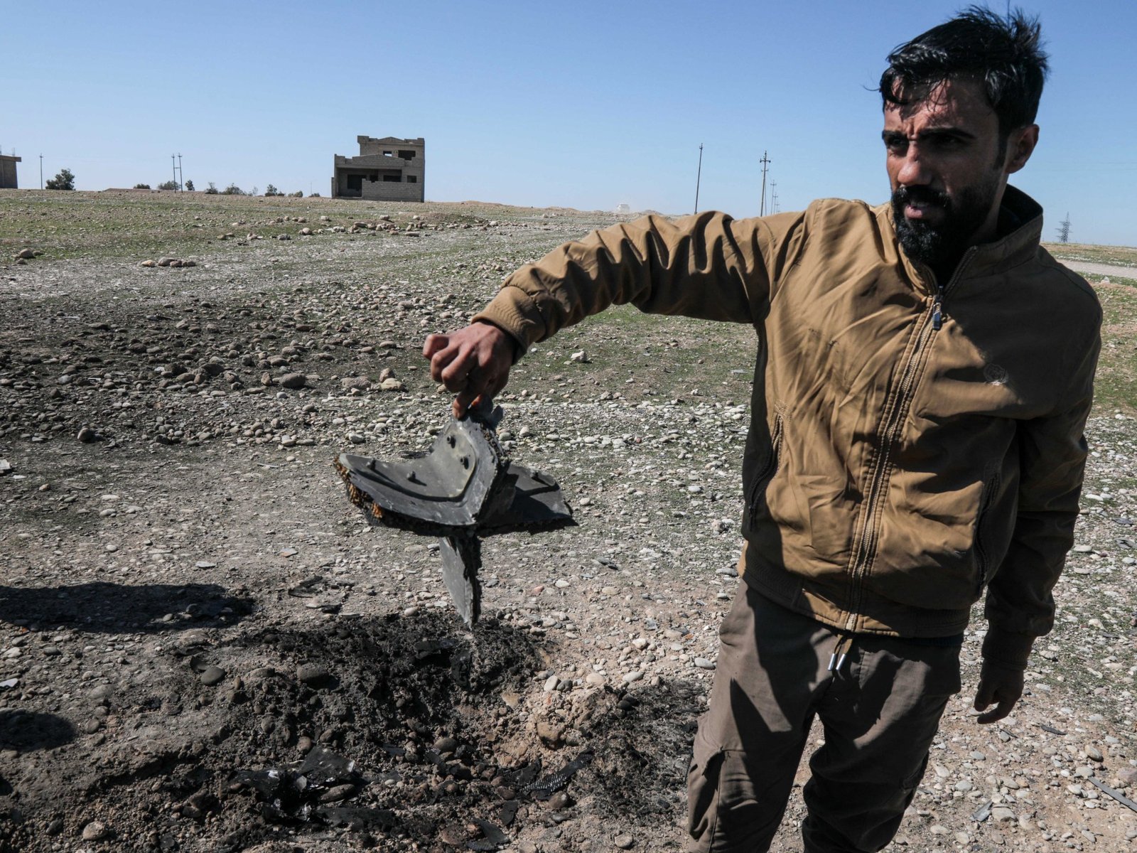 इराण युद्धादरम्यान कुवेत, इराक, सौदी अरेबिया, संयुक्त अरब अमिराती यांना शेकडो ड्रोन लक्ष्य करतात