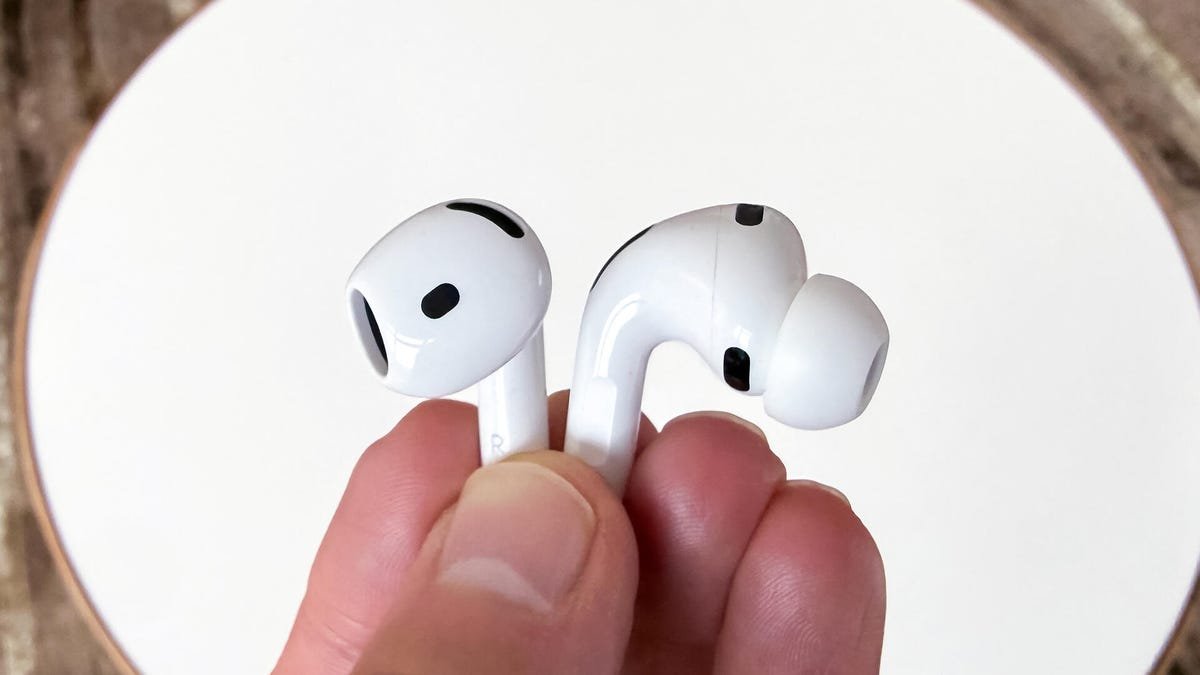 airpods-pro-3-vs-airpods-4-2-copy.jpg