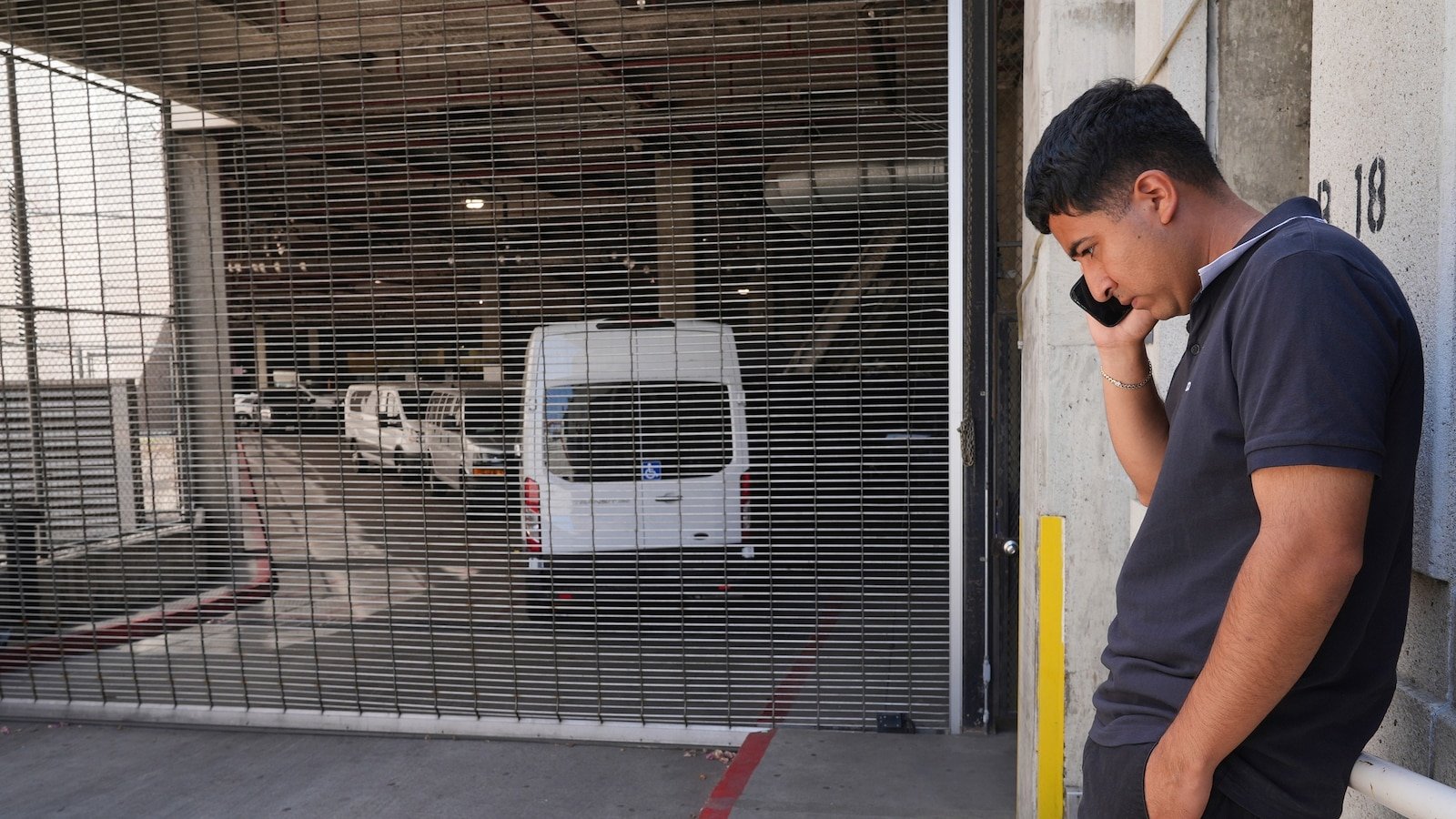 न्यायाधीशांनी 3 यूएस मरीनच्या वडिलांविरुद्ध हद्दपारीचा खटला फेटाळला: वकील