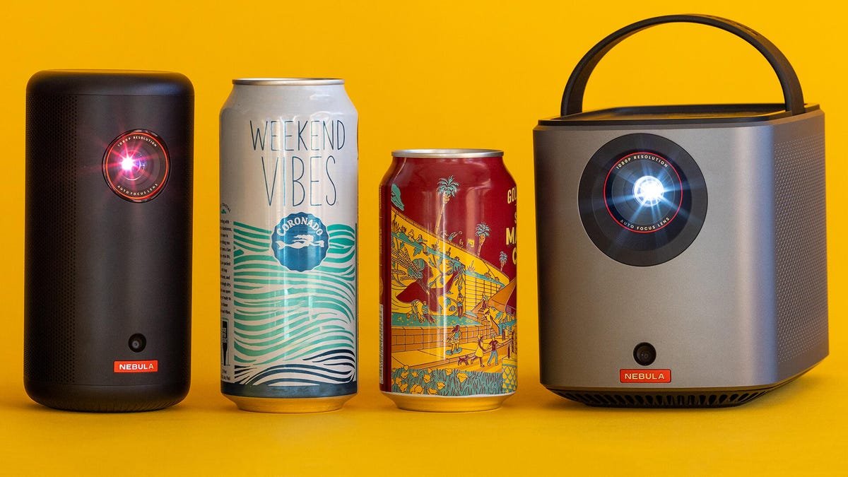 2025 मध्ये कुठेही चित्रपट आणि गेमिंगसाठी सर्वोत्कृष्ट पोर्टेबल प्रोजेक्टर