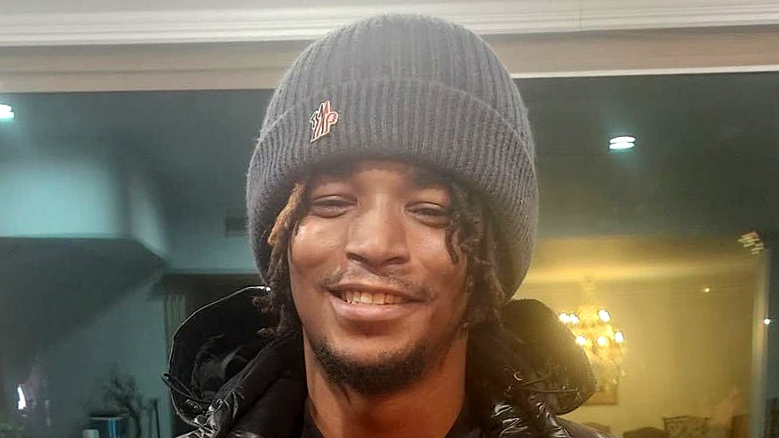 लुसी 4 तिच्या मृत्यूच्या आदल्या रात्री LAX येथे ‘अनियमितपणे वागली’, असे पोलिसांनी कुटुंबियांना सांगितले