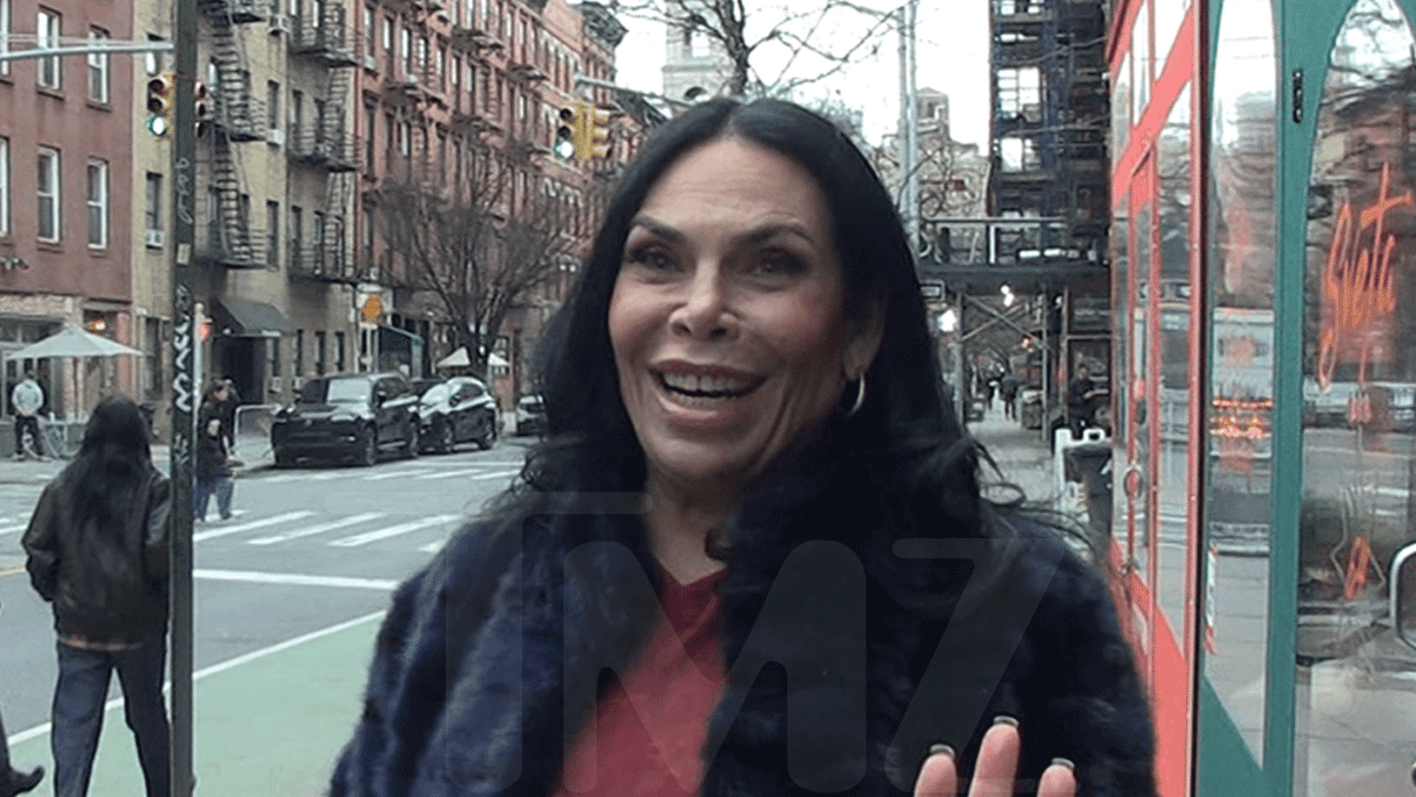 पाम बीच नवीन ‘मॉब बायको’ असू शकत नाही