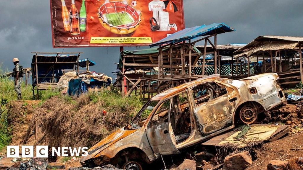 बेल्जियमने युद्ध गुन्ह्यांच्या तपासात तीन संशयित कॅमेरोनियन फुटीरतावाद्यांना ताब्यात घेतले