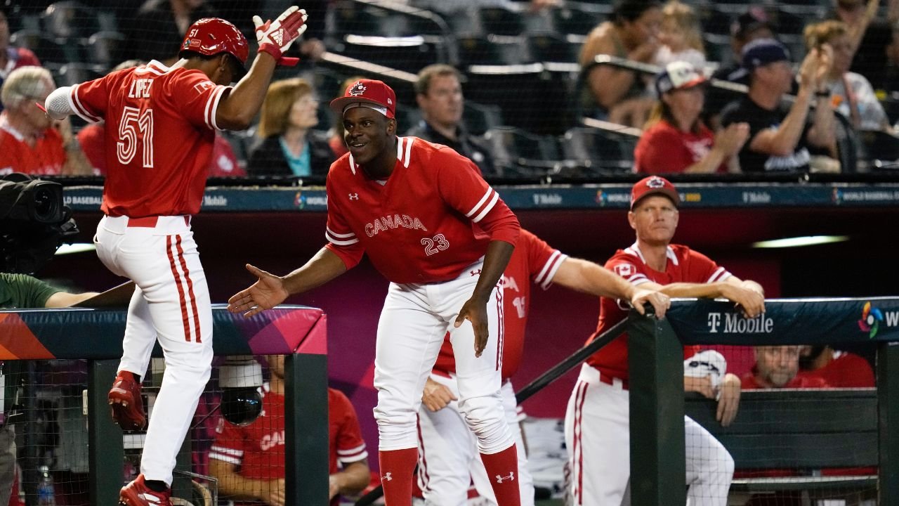 कॅनडाने WBC कॅम्प उघडला आणि पोर्तो रिकोमध्ये यश मिळवण्याचा प्रयत्न केला