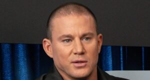 चॅनिंग टाटम यांना खांद्याच्या शस्त्रक्रियेसाठी रुग्णालयात दाखल करण्यात आले आहे