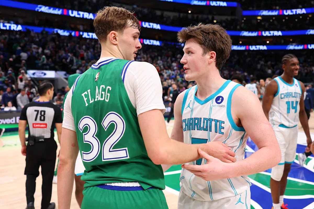 कूपर फ्लॅगच्या अनुपस्थितीमुळे, वाढत्या कॉन न्यूपलने आता एनबीए रुकी ऑफ द इयर जिंकण्यासाठी समान शक्यता सामायिक केली आहे.