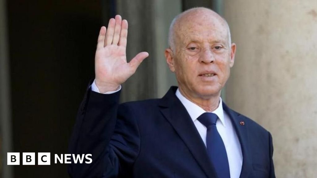 राष्ट्राध्यक्षांची खिल्ली उडवल्याबद्दल ट्युनिशियाच्या खासदाराला आठ महिन्यांची तुरुंगवास