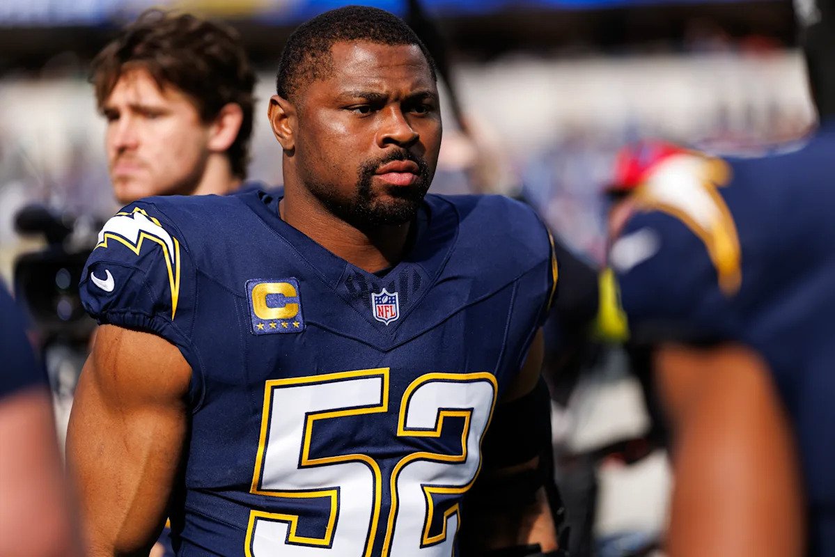 चार्जर्सनी खलील मॅकेला 1 वर्षाच्या, $18M विस्तारासाठी पुन्हा स्वाक्षरी केली