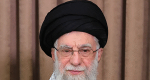 इराणचे सर्वोच्च नेते अली खमेनी यांचे अमेरिका आणि आयडीएफच्या हल्ल्यानंतर निधन झाले आहे