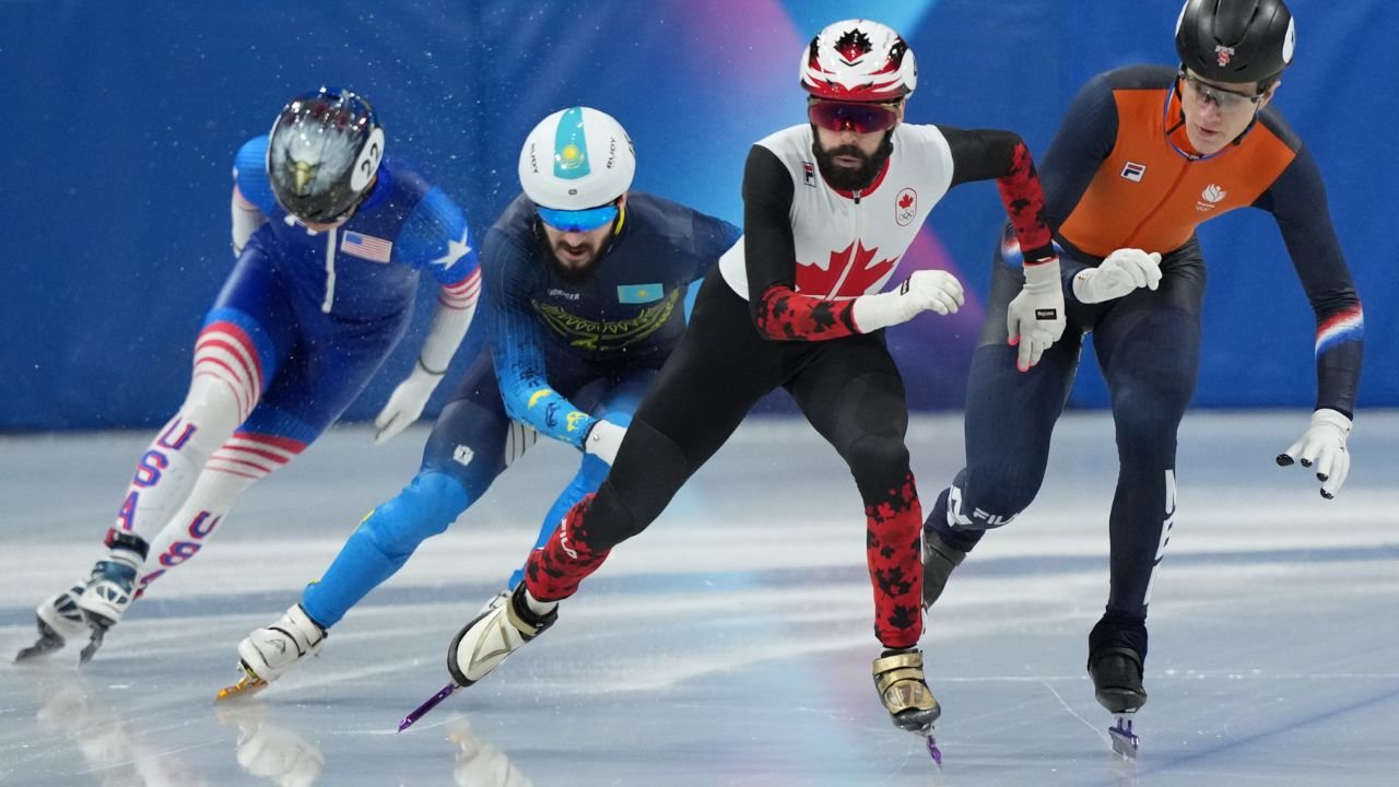 कॅनडाच्या स्टीफन डुबॉइसने शॉर्ट ट्रॅकमध्ये ऑलिम्पिक सुवर्ण जिंकले