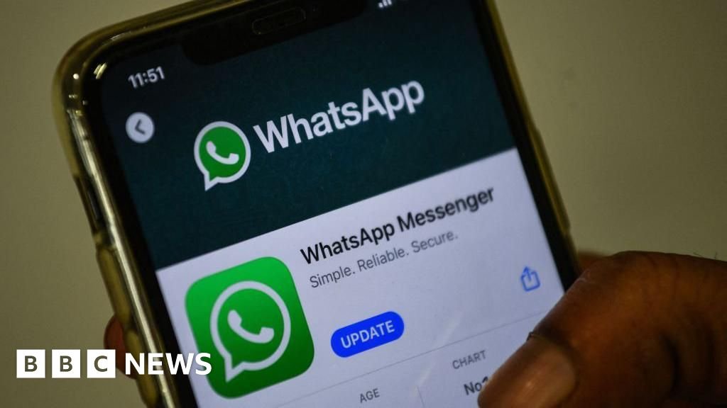 WhatsApp च्या गोपनीयता धोरणाला भारतात कायदेशीर आव्हाने का आहेत?