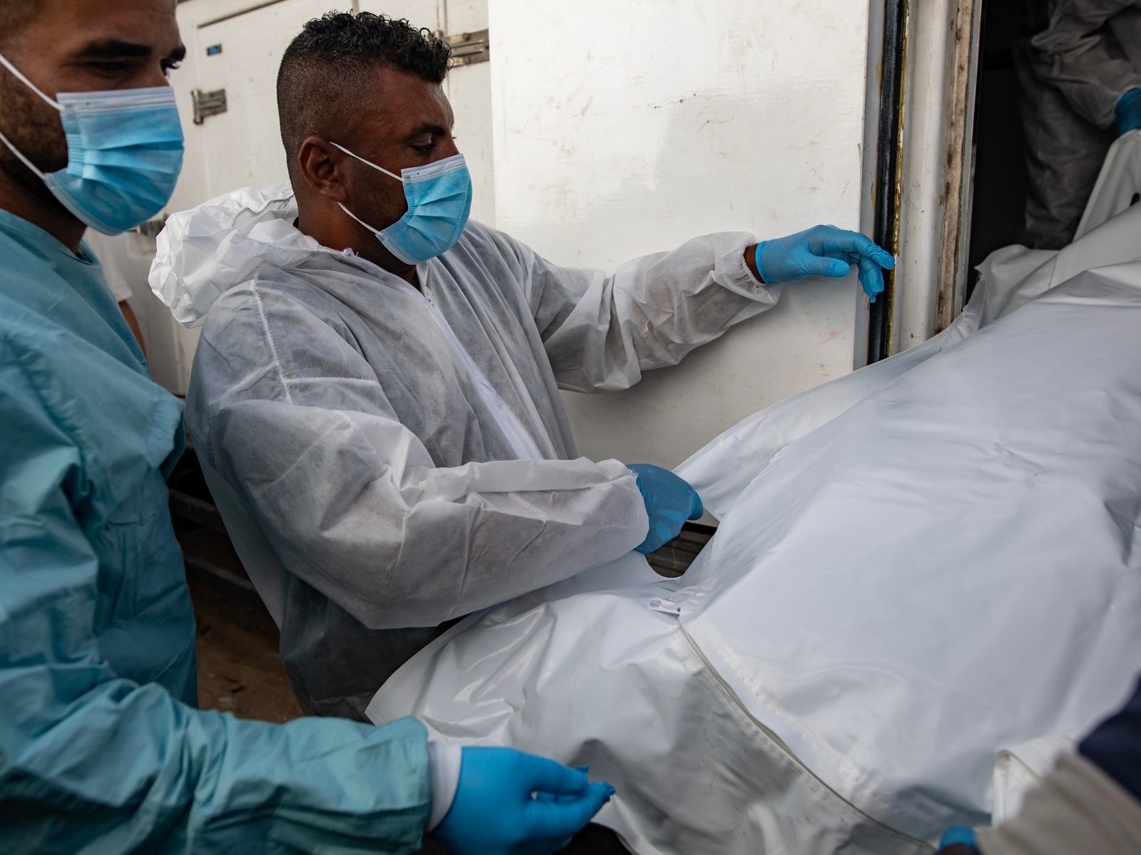 गाझाच्या नासेर हॉस्पिटलने एमएसएफच्या ‘असत्यापित’ सशस्त्र पुरुषांच्या इस्त्रायल-पॅलेस्टाईन संघर्षाच्या बातम्यांचा निषेध केला.