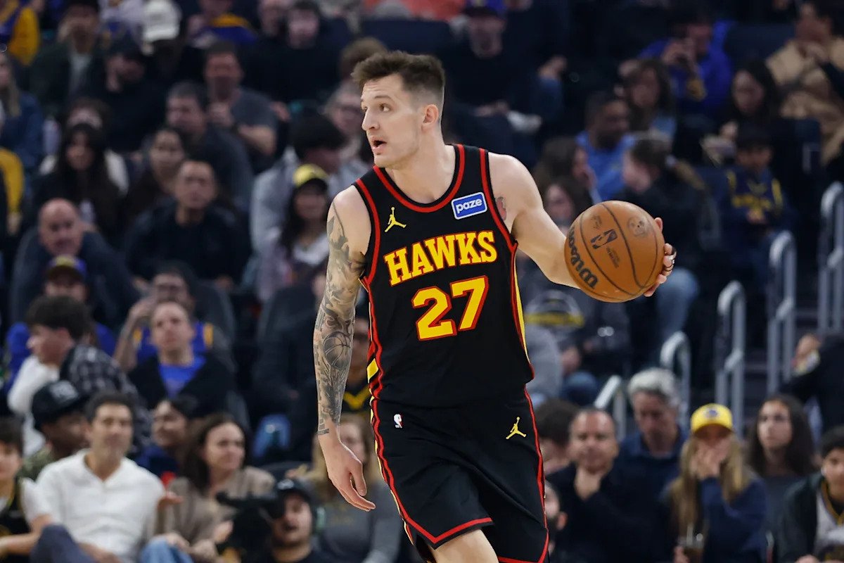 डुओप रिथ आणि ड्राफ्ट पिकसाठी हॉक्स व्हिट क्रेज्सी ते ट्रेल ब्लेझर्सचा व्यापार करतात