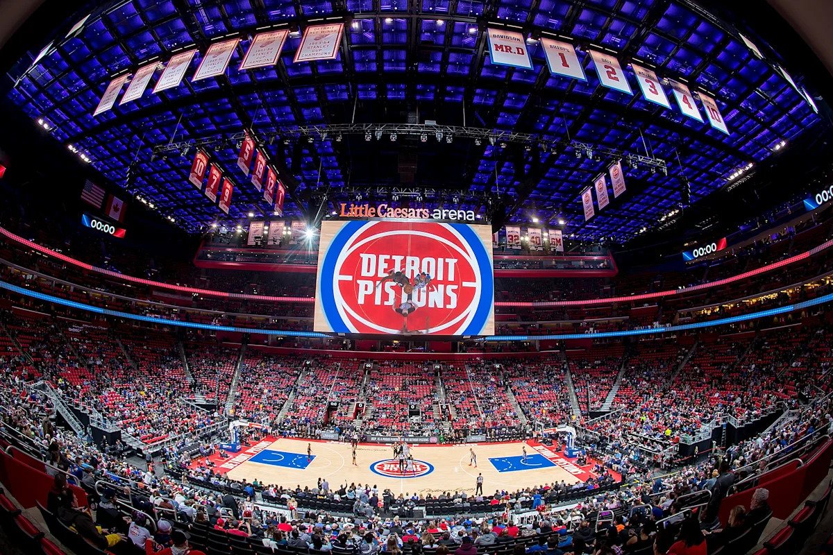 Cavaliers-Pistons गेममध्ये 12 मिनिटांच्या सततच्या आवाजाने व्यत्यय आला