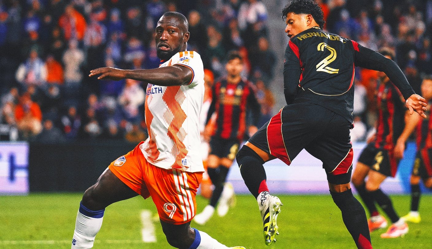 डेन्की, हॅग्लंड एफसी सिनसिनाटीने एमएलएस हंगामाच्या पहिल्या सामन्यात अटलांटा युनायटेडचा 2-0 असा पराभव केला