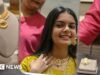 भारतीयांनी कमी सोने खरेदी करावे आणि परदेशी सुट्ट्या कमी घ्याव्यात अशी मोदींची इच्छा का आहे?