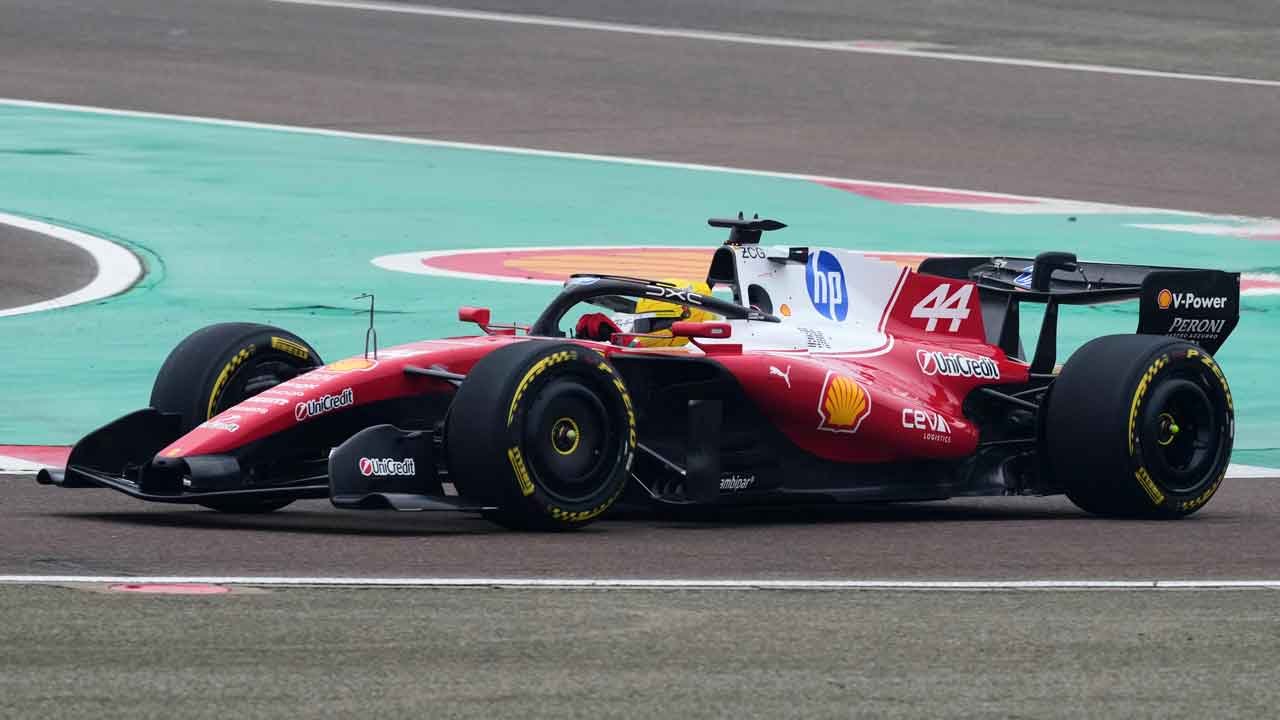 फॉर्म्युला 1 संघ 2026 च्या हंगामापूर्वी त्यांच्या कारचे डिझाइन प्रकट करतात