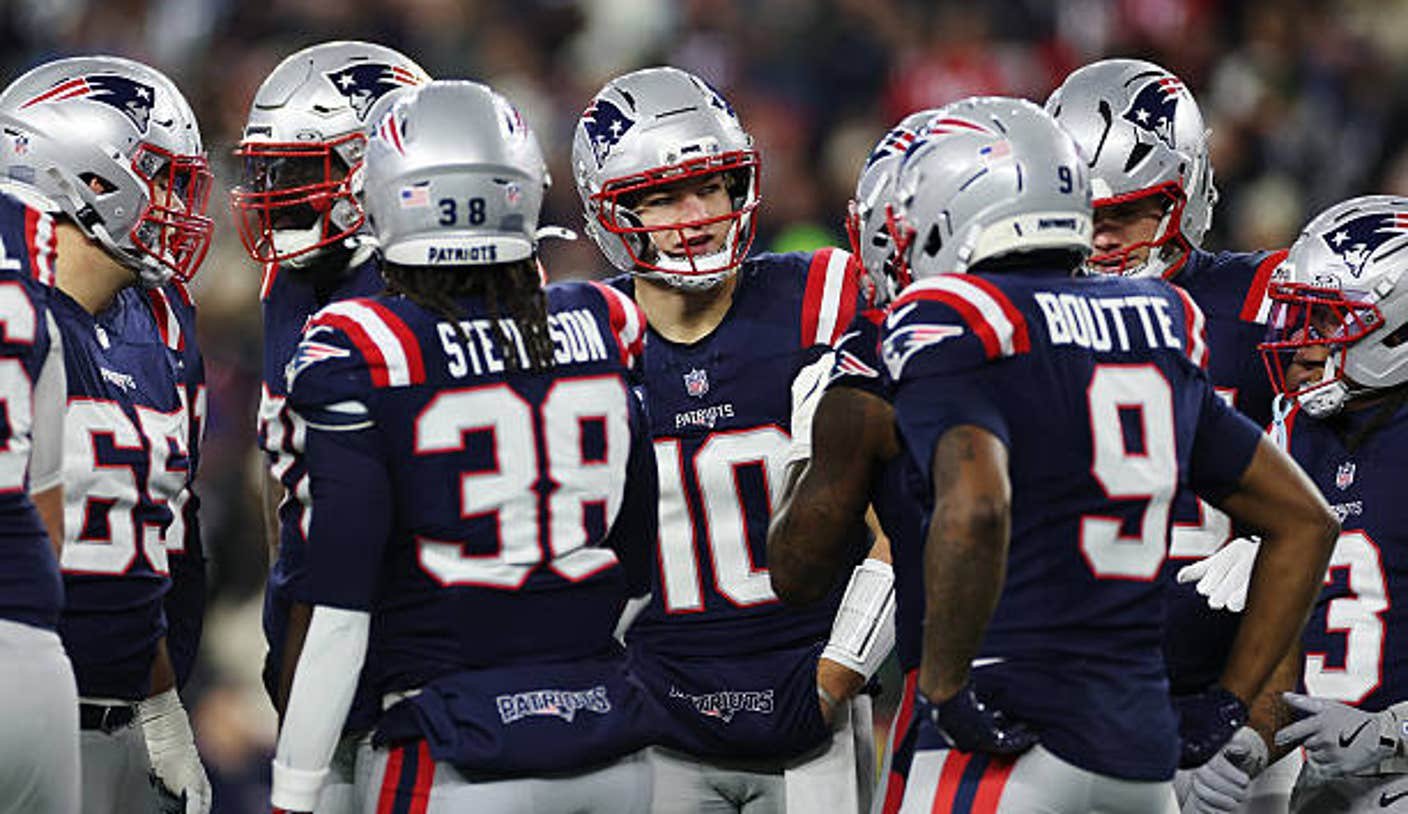 foxborough-massachusetts-drake-maye-of-the-new-england-patriots-in-action-during-the-game.jpg