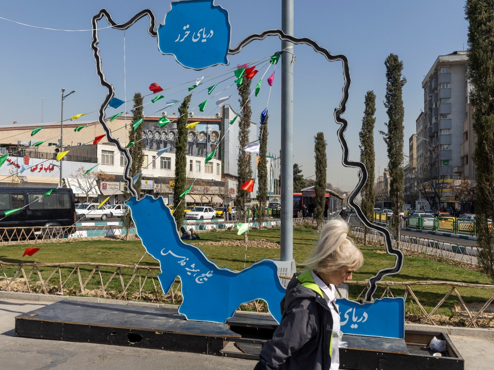 इराणच्या सरकारने विद्यापीठांमध्ये विद्यार्थ्यांच्या निषेधाच्या ‘लाल रेषेवर’ भर दिला आहे निषेध बातम्या