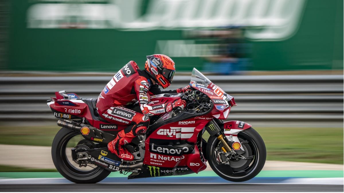 2026 MotoGP सीझन कुठूनही थेट कसे पहावे