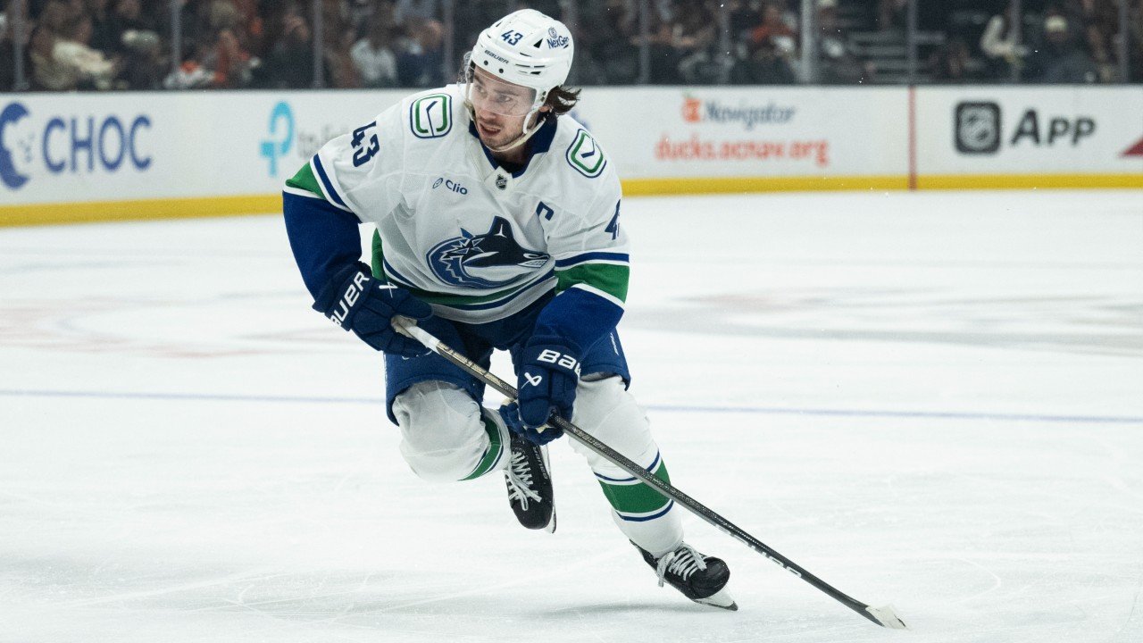 कॅनक्सचा क्विन ह्यूजेस चार गेम गमावल्यानंतर सरावाला परतला