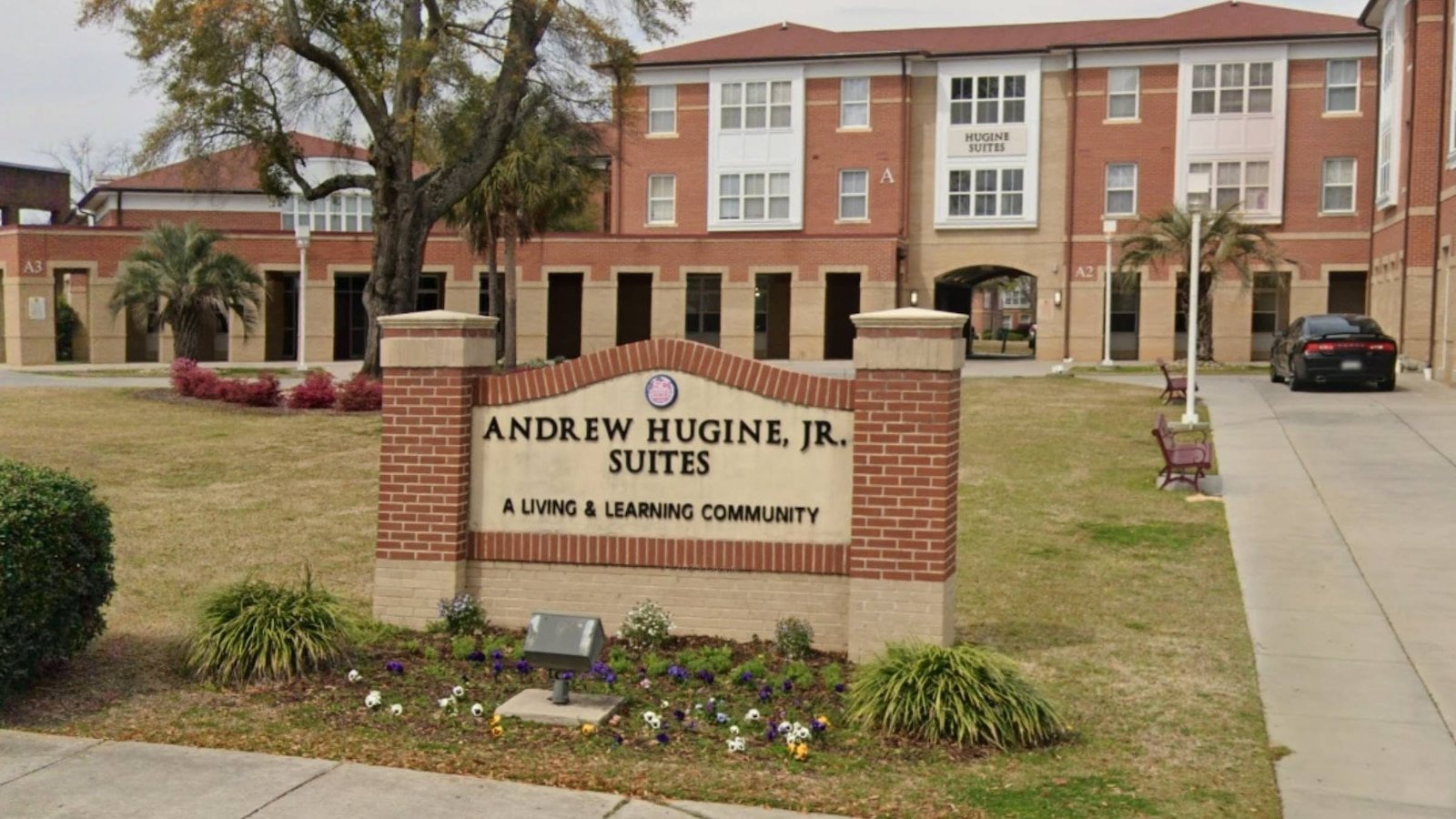 साऊथ कॅरोलिना स्टेट युनिव्हर्सिटी कॅम्पसमध्ये झालेल्या गोळीबारात २ ठार, १ जखमी