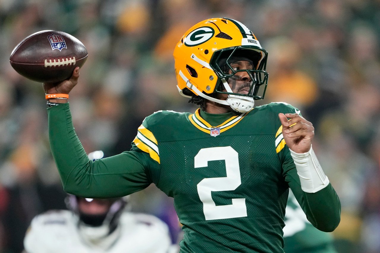 NFL $300 दशलक्ष पगार कॅप युगात शुल्क आकारत आहे