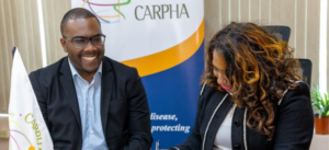 PAHO आणि CARPHA संपूर्ण कॅरिबियनमध्ये आरोग्य उपक्रम सुधारण्यासाठी भागीदारी औपचारिक करतात