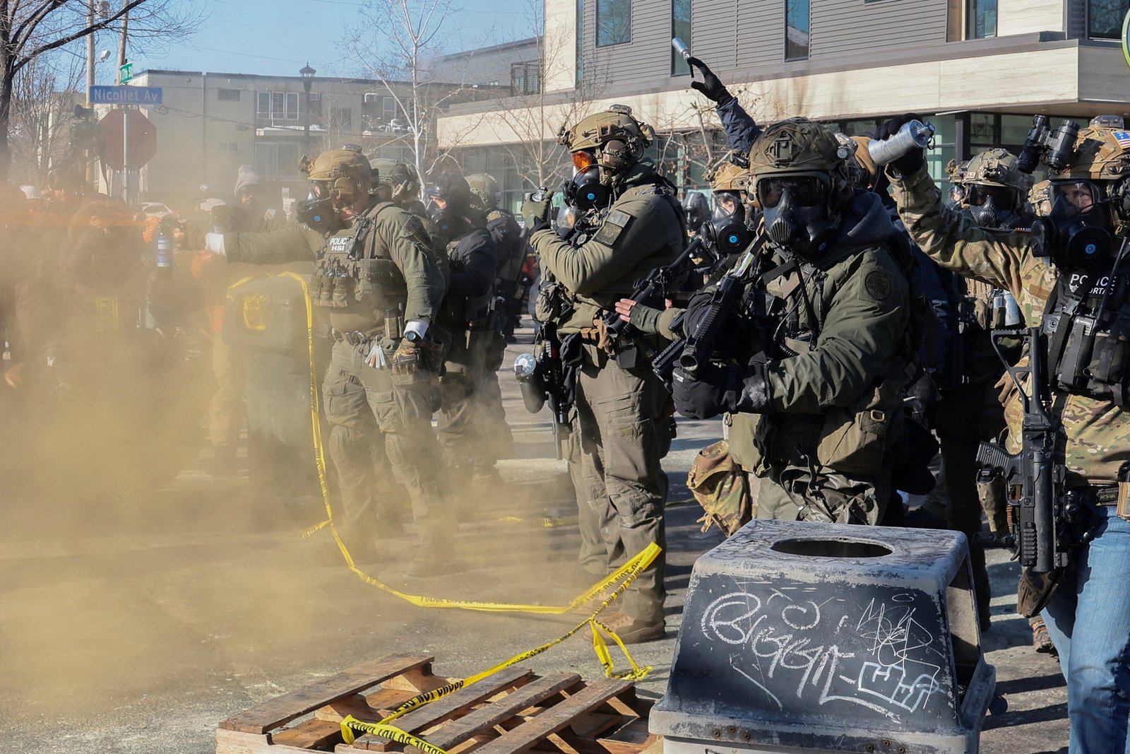 यूएस फेडरल एजंट्सनी मिनियापोलिसमध्ये यूएस नागरिकाला गोळ्या घालून ठार केले | निषेध बातम्या