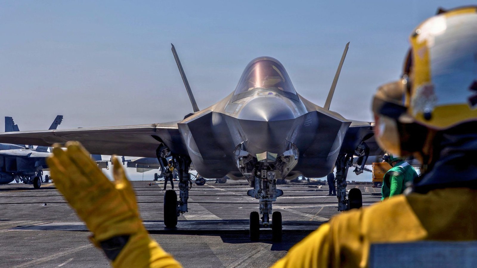 अमेरिका आणि इराण युद्धाच्या जवळ येत आहेत का? | डोनाल्ड ट्रम्प