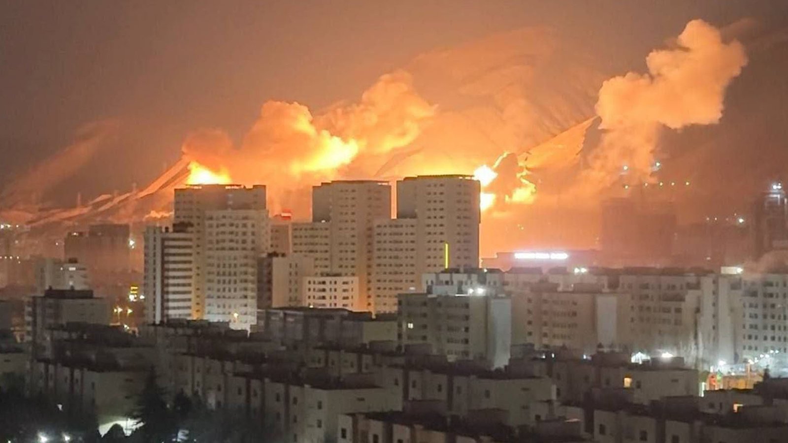 इस्रायल-इराण संघर्षात इस्त्रायली हल्ल्यांच्या नवीन फेरीत तेहरानवर हल्ला होत आहे