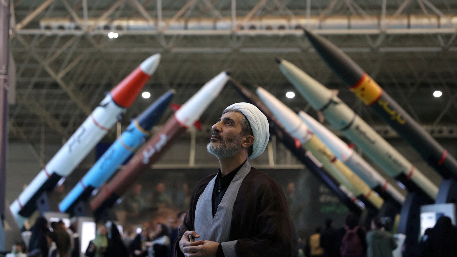 अमेरिका आणि इस्रायल इराणमध्ये वांशिक गृहयुद्धाची योजना आखत आहेत का? | राजकारण