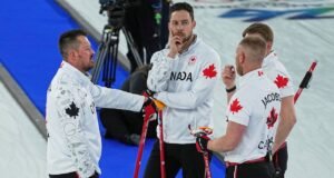 कॅनडाचा संघ ब्रॅड जेकब्सला ऑलिम्पिकमध्ये पहिल्यांदाच स्वित्झर्लंडकडून पराभव पत्करावा लागला