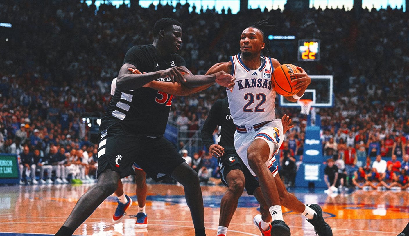 या मोसमात सिनसिनाटीने क्रमांक 8 कॅन्ससचा पहिला घरचा पराभव केला