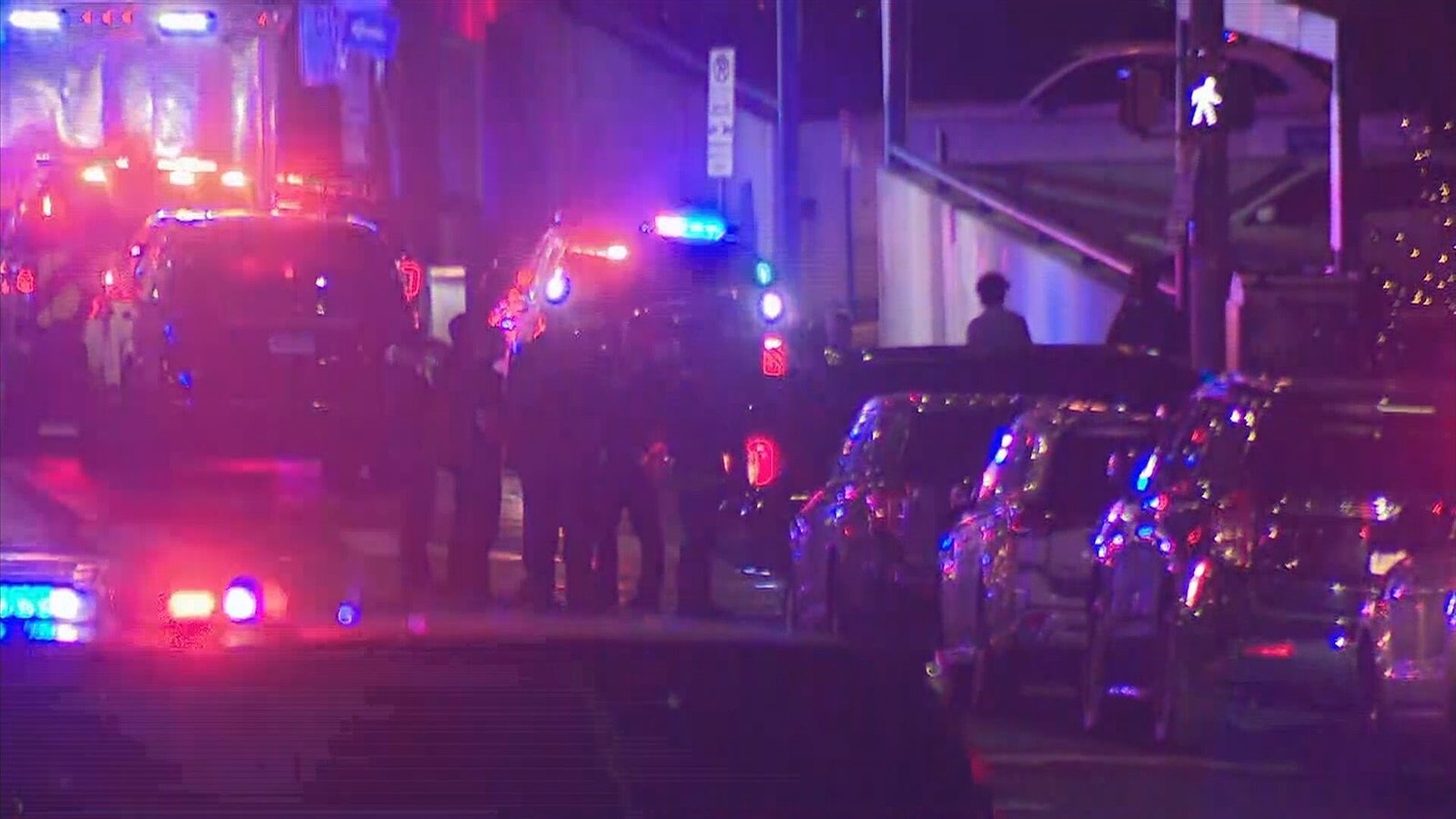 ऑस्टिन ‘सक्रिय प्राणघातक हल्ला’ घटनेत अधिका-यांच्या गोळीबारात ‘अनेक’ जखमी झाल्यानंतर संशयित मृत, पोलिस म्हणतात