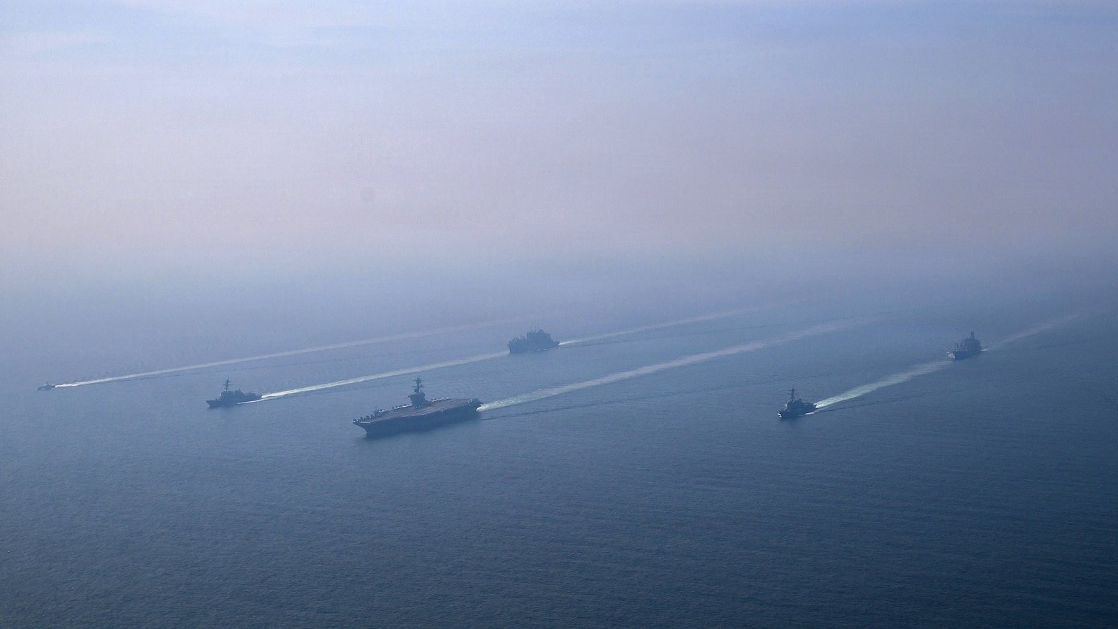 ट्रम्प इराणविरुद्ध प्रारंभिक मर्यादित हल्ल्याचा विचार करत आहेत, असे सूत्रांचे म्हणणे आहे