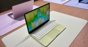 मार्चमध्ये Apple इव्हेंटमध्ये मॅकबुक निओ हँड्स-ऑन