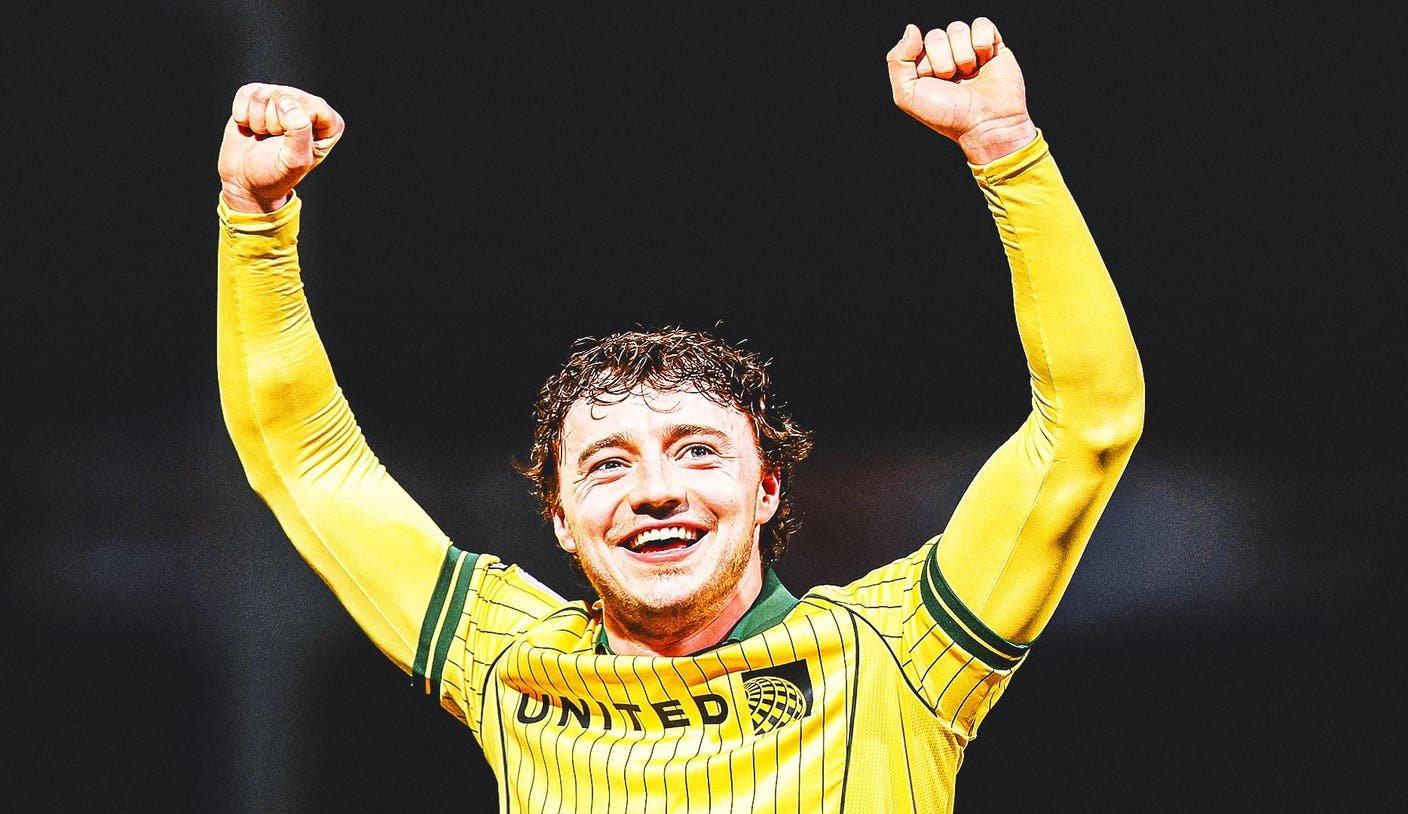 रेक्सहॅम नाट्यमय विजयानंतर चॅम्पियनशिप प्ले-ऑफ स्पॉटवर चढला