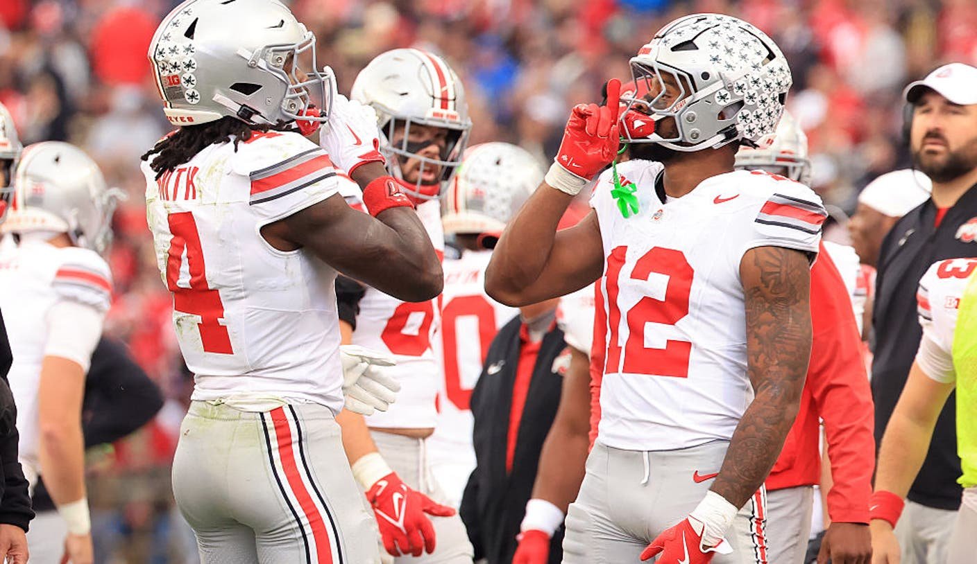 अपराजित कॉलेज फुटबॉल संघ 2025: 13 आठवड्यांनंतर 3 संघ राहतील