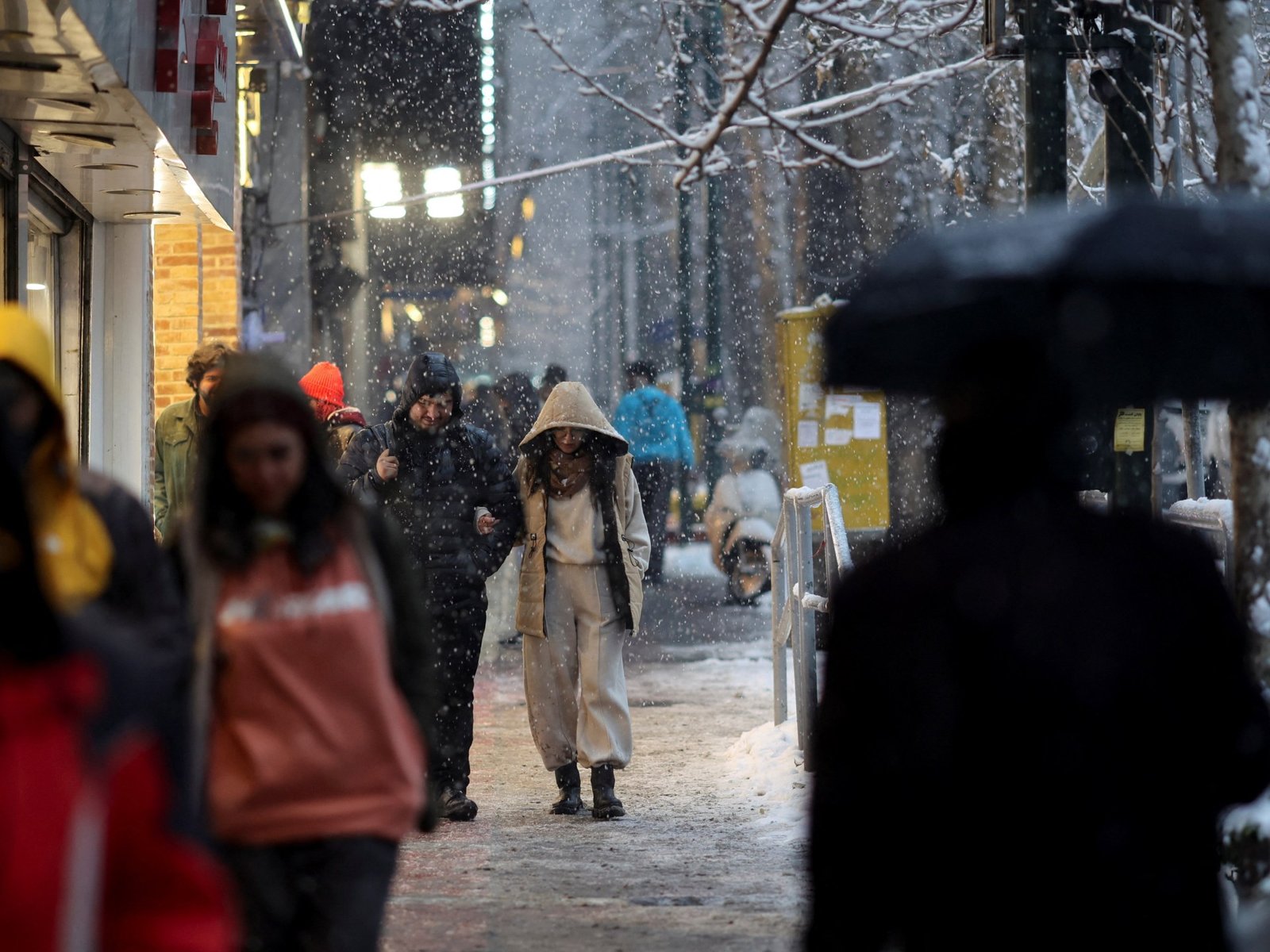 इराणने निदर्शकांच्या हत्येचा निषेध करणारा संयुक्त राष्ट्रांचा हक्क ठराव फेटाळला आहे