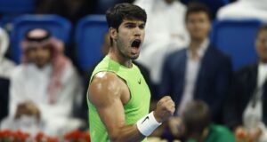 कार्लोस अल्काराझने दुबई क्लासिकमध्ये कोको गफचा पराभव करून जेसिका पेगुलासह कतार ओपनच्या अंतिम फेरीत एलिना स्विटोलिनासोबत सामना केला. टेनिस बातम्या