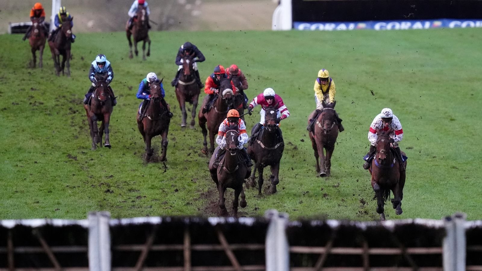 आज स्काय स्पोर्ट्स रेसिंग वर: चेपस्टो, वोल्व्हरहॅम्प्टन आणि मेडन | रेसिंग बातम्या