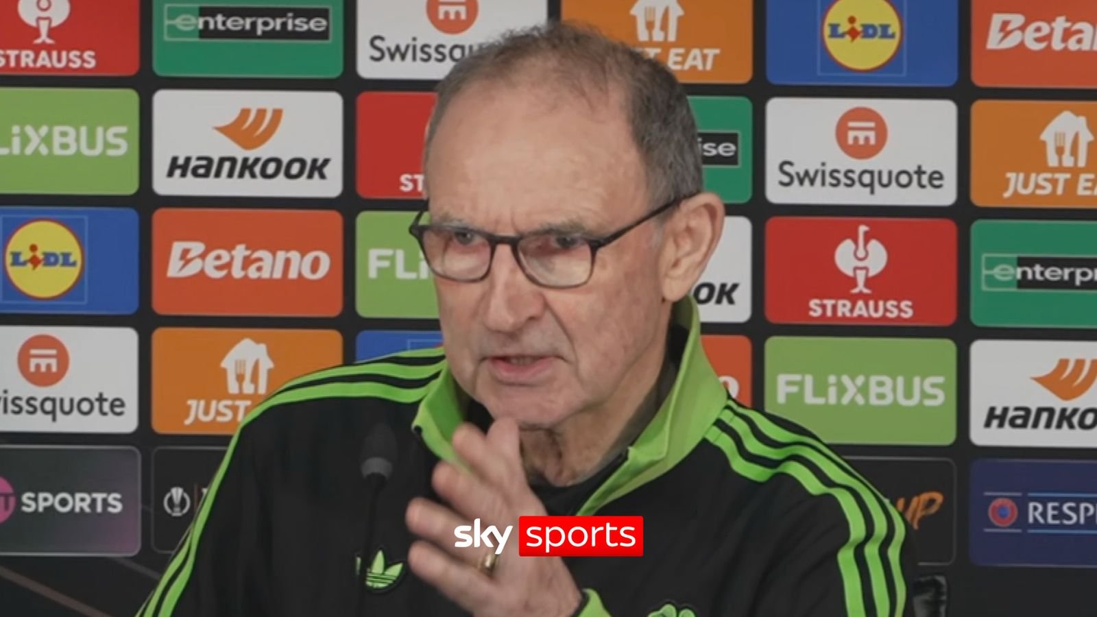 ओ’नीलच्या चाहत्यांचा निषेध निषेध! | ‘त्यांना डोकं तपासायला हवं!’