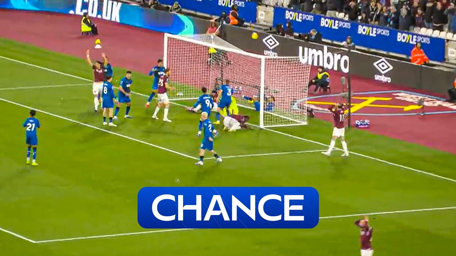 दिसासीच्या शॉटसह हॅमर्ससाठी लवकर संधी