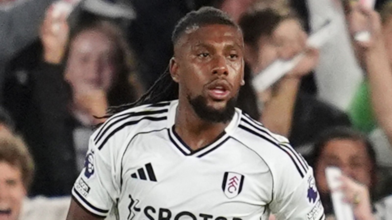 थेट समालोचन – फुलहॅम विरुद्ध ब्राइटन