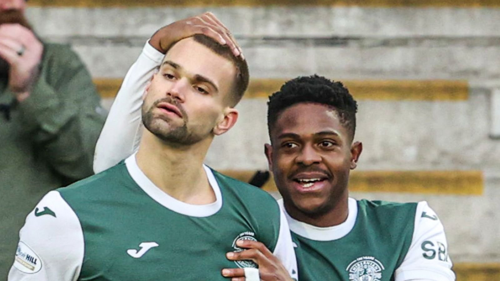 हायबरनियन 2 – 0 सेंट मिरेन