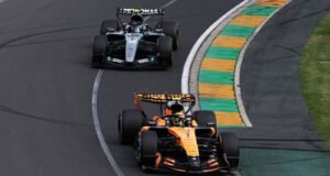 मॅक्लारेन टीम बॉस अँड्रिया स्टेला यांनी इंजिन सप्लायर मर्सिडीजने माहिती न दिल्याबद्दल नाराजी व्यक्त केली. F1 बातम्या