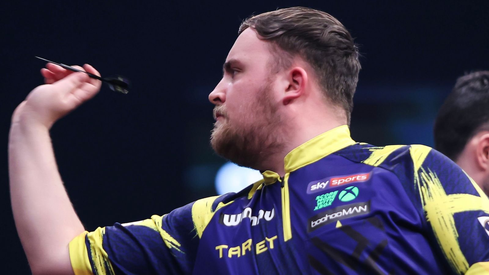 Winmow World Darts Masters: Luke Little pip Luke Humphries फाइनल-सेट थ्रिलरमध्ये मिल्टन केन्समध्ये टीव्ही विजेतेपद मिळवण्यासाठी | डार्ट्स बातम्या