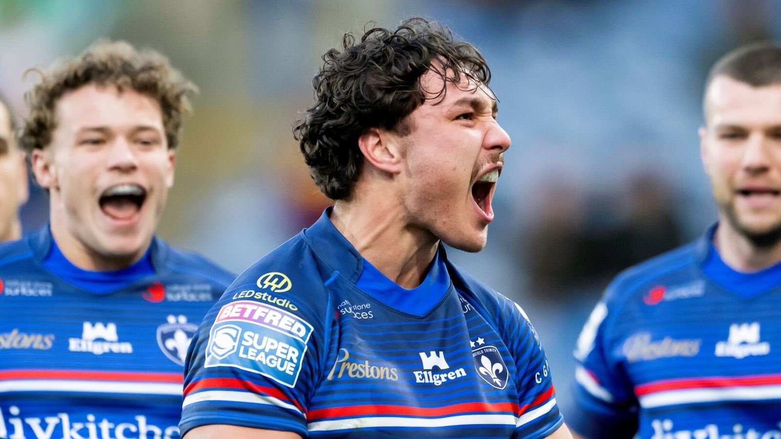 सामना अहवाल – हडर्सफील्ड 16 – 18 वेकफील्ड