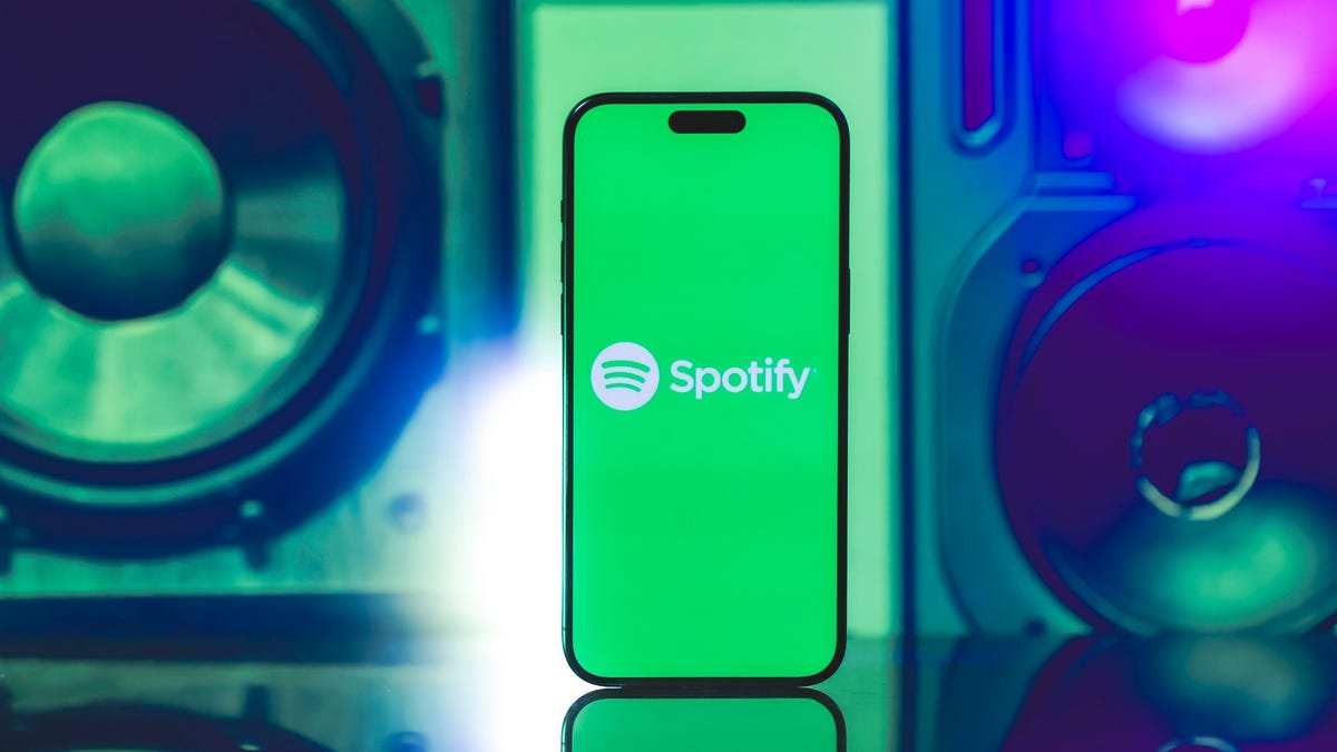 Spotify म्हणते की ते साइटवरील प्रवेश बंद करत आहे ज्याने त्याची संगीत लायब्ररी खाली घेतली आहे